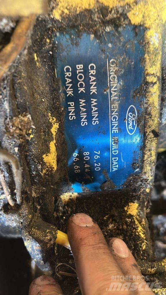 New Holland 8060 Mietitrebbiatrici
