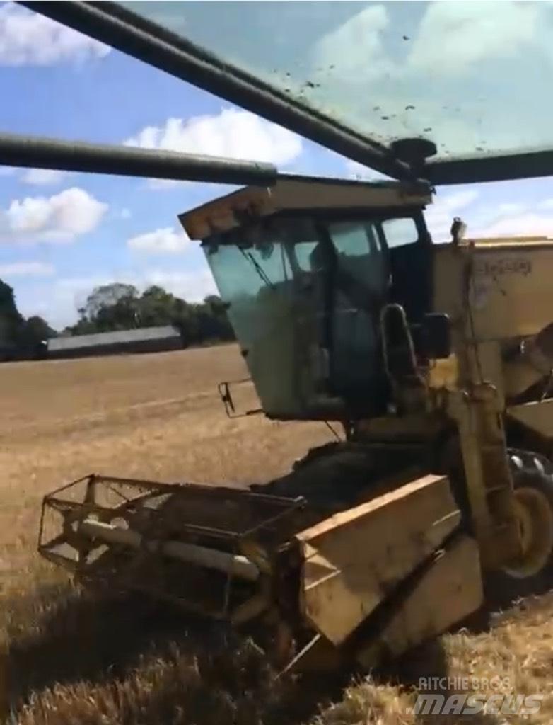 New Holland 8060 Mietitrebbiatrici