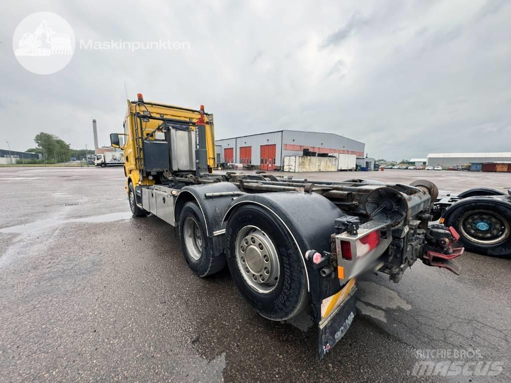 Scania R 420 LB Camion con gancio di sollevamento