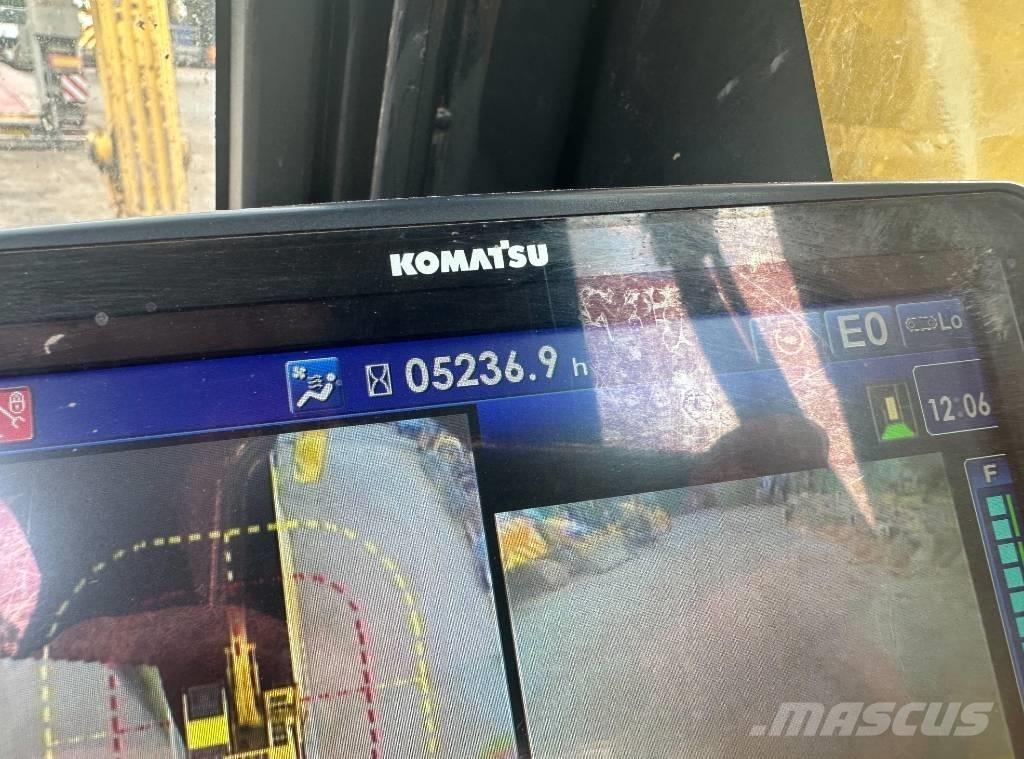 Komatsu PC 210 LC-11 Escavatori cingolati