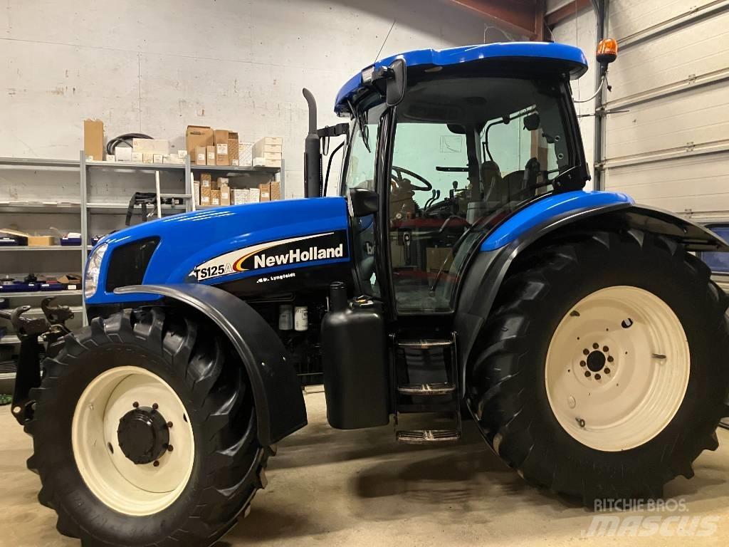 New Holland TS 125 A Trattori