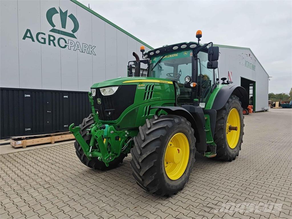 John Deere 6215R Trattori