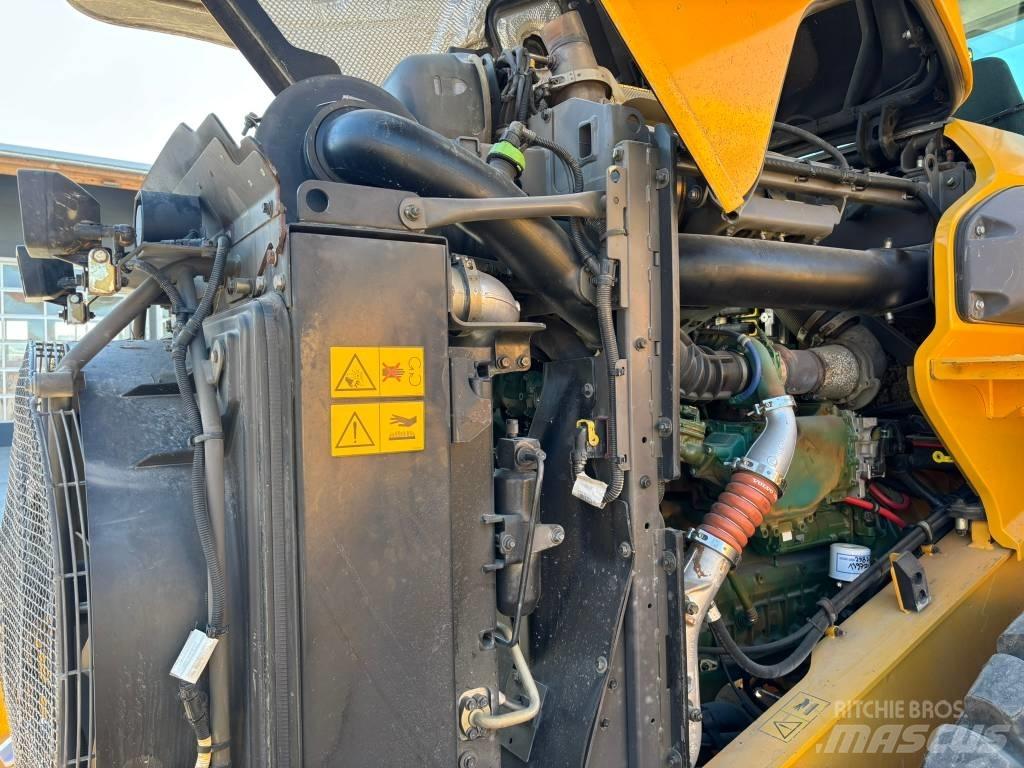 Volvo L 90 H Pale gommate
