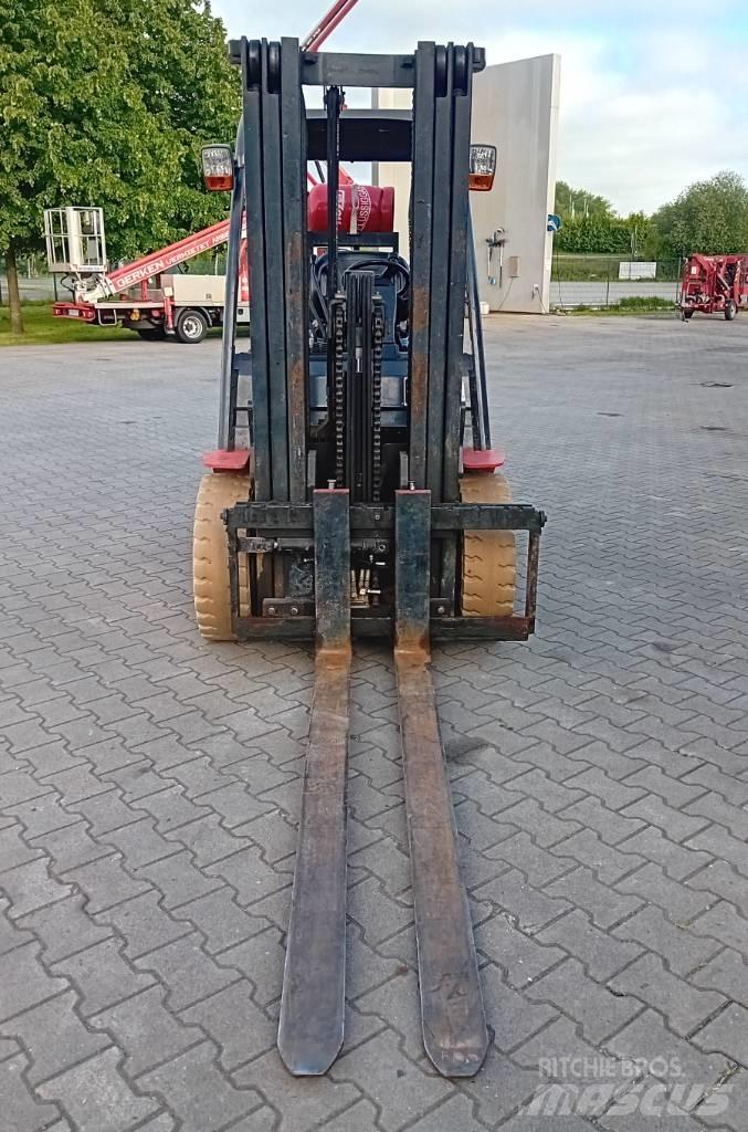 Manitou MI 30 G Carrelli elevatori GPL