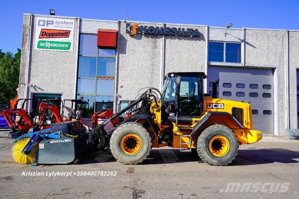JCB 437HT Pale gommate