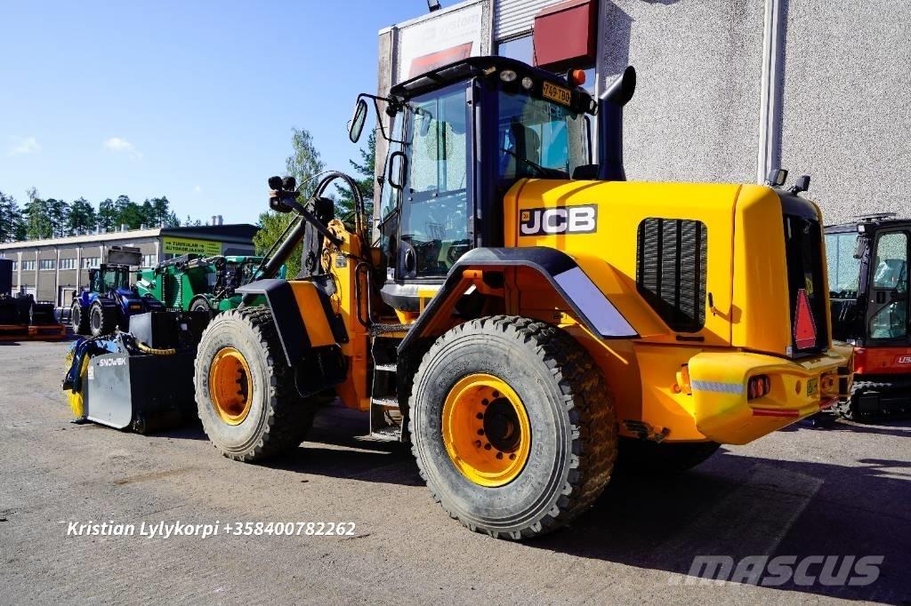 JCB 437HT Pale gommate