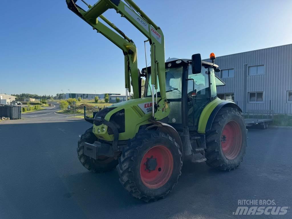 CLAAS ARION 420 Trattori
