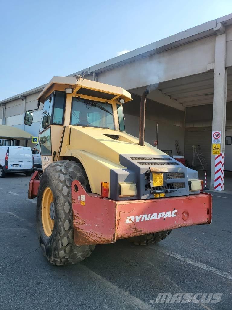 Dynapac CA 302 D Rulli monotamburo
