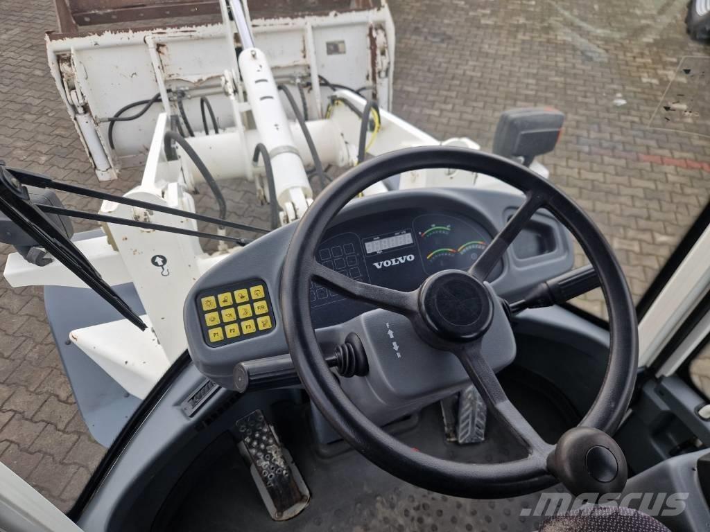 Volvo L 30 B Pale gommate