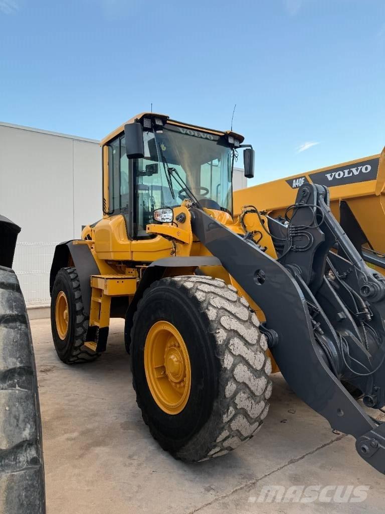 Volvo L 70 F Pale gommate