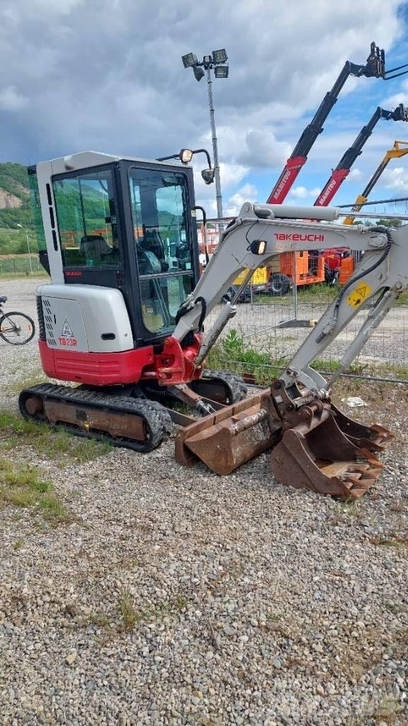 Takeuchi TB 23 R Miniescavatori