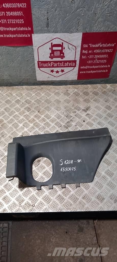 Scania 94 D.   1390075 Cabine e interni
