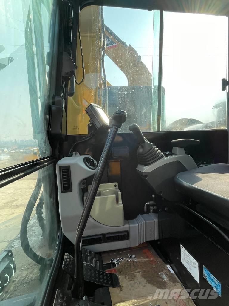 CAT 305.5E2 Escavatori cingolati
