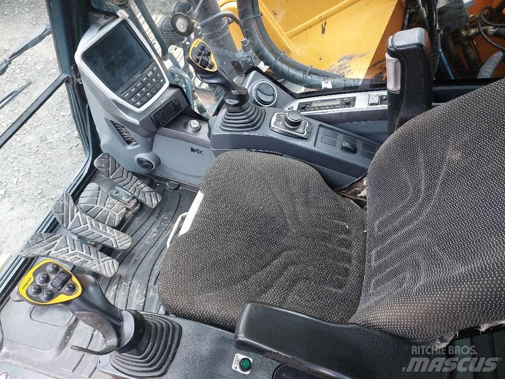 Hyundai HX 220 L Escavatori cingolati