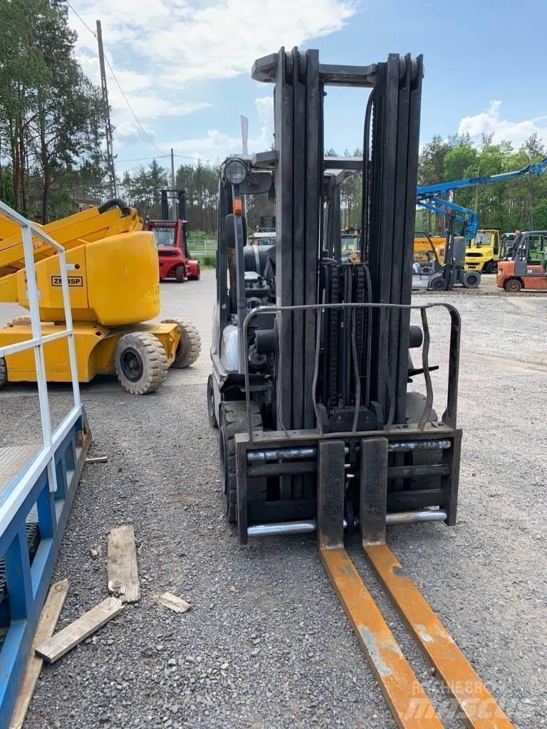 Nissan UG1D2A32LQ Carrelli elevatori GPL
