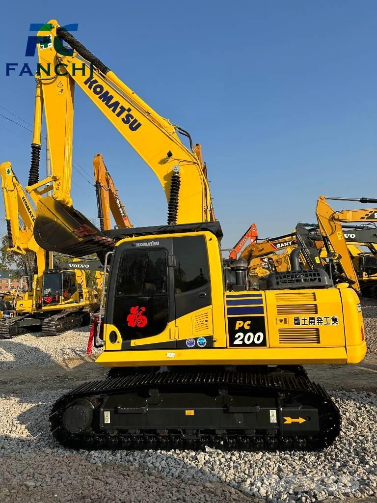 Komatsu PC 200-8 Escavatori cingolati