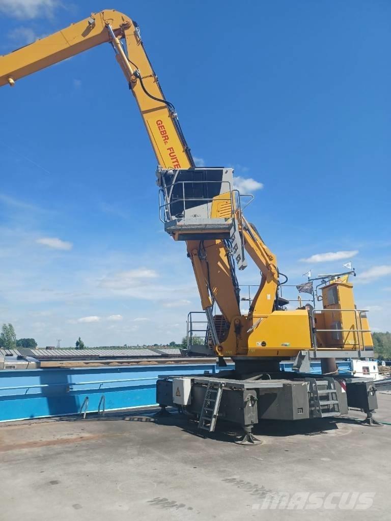 Sennebogen 830 M Movimentazione rifiuti
