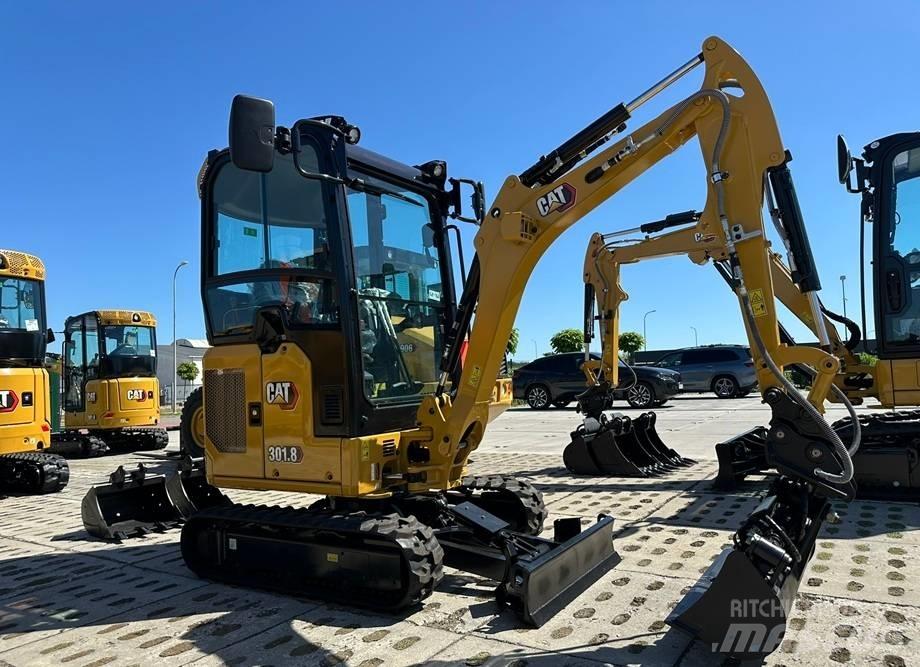 CAT 301.8 Miniescavatori