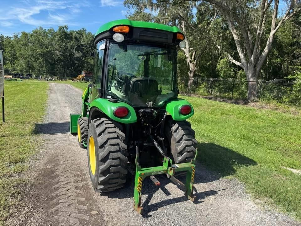 John Deere 3520 Trattori