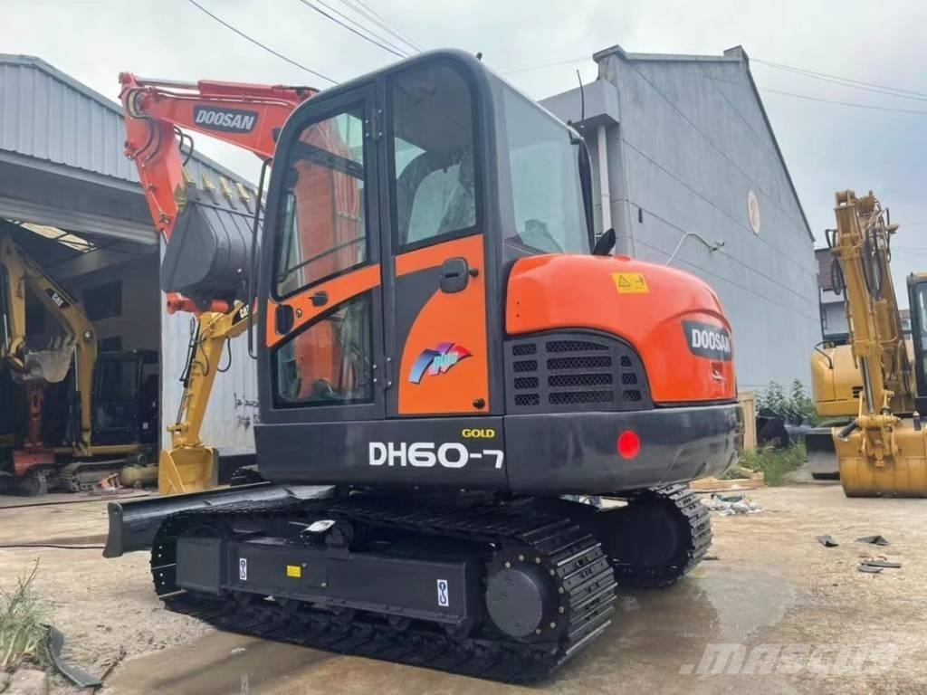 Doosan DH 60-7 Miniescavatori