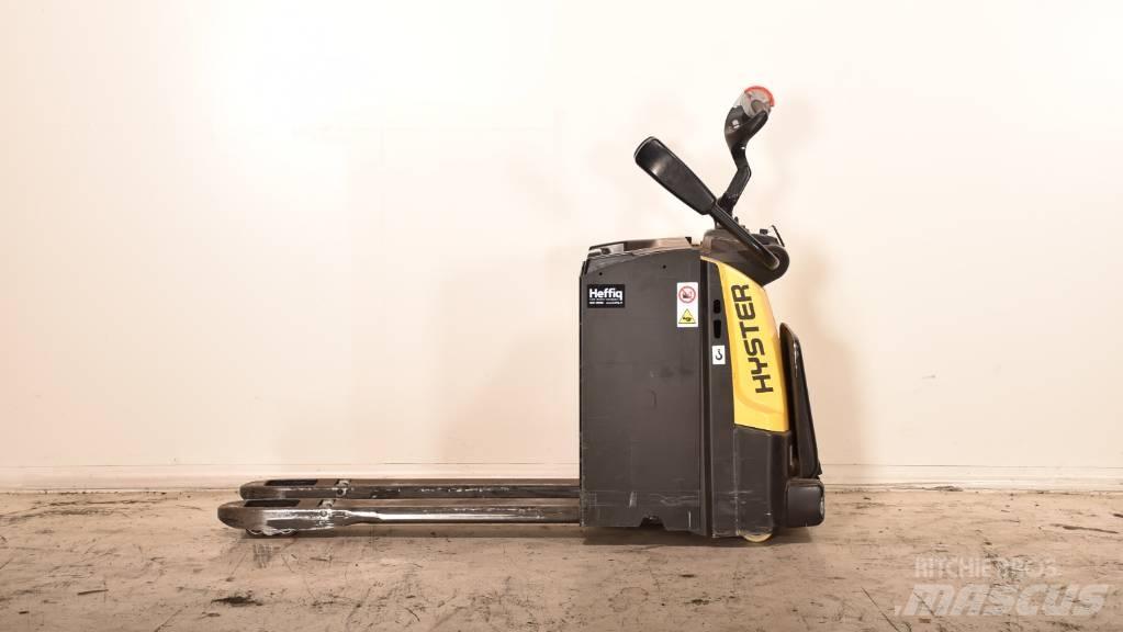 Hyster P3.0S Carrelli elevatori bassi a piattaforma