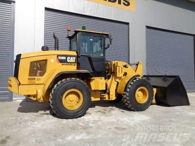 CAT 938M Pale gommate