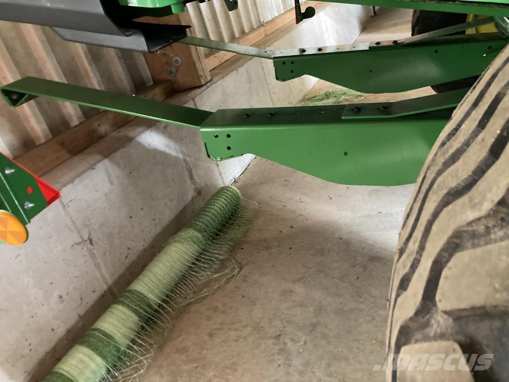 John Deere V461M Rotopresse