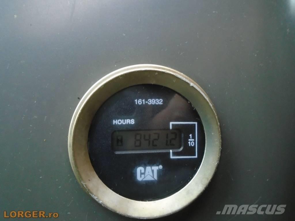 CAT 323 D Escavatori cingolati
