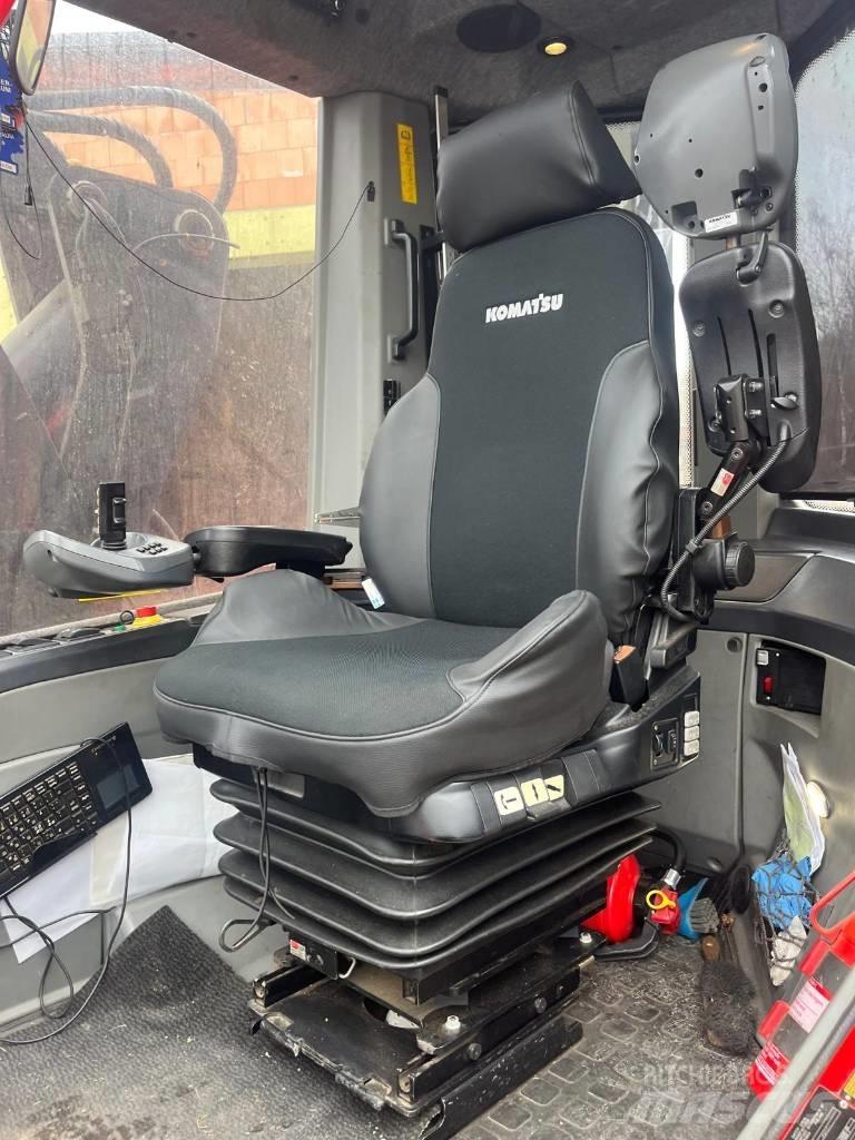 Komatsu 931 XC Abbattitrici, Disboscatrici