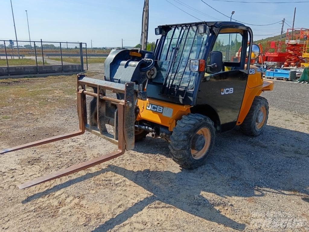 JCB 520-40 Sollevatori telescopici