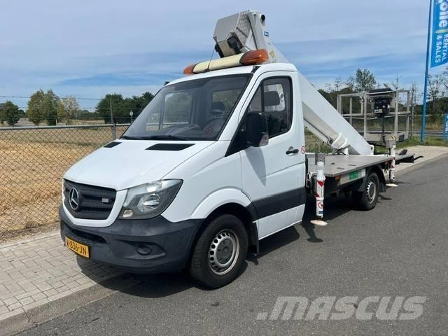 Palfinger P 260 B Piattaforme autocarrate