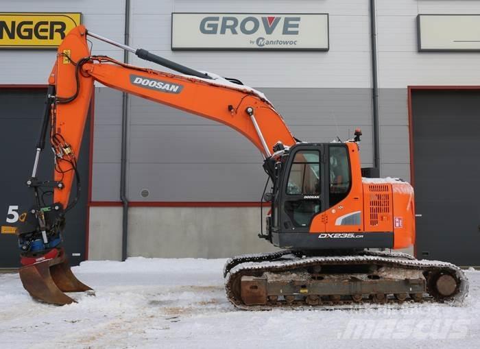 Doosan DX235LCR-5 Escavatori cingolati