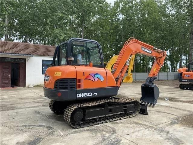 Doosan DH 60-7 Miniescavatori
