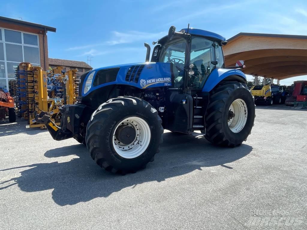New Holland T 8.360 Trattori