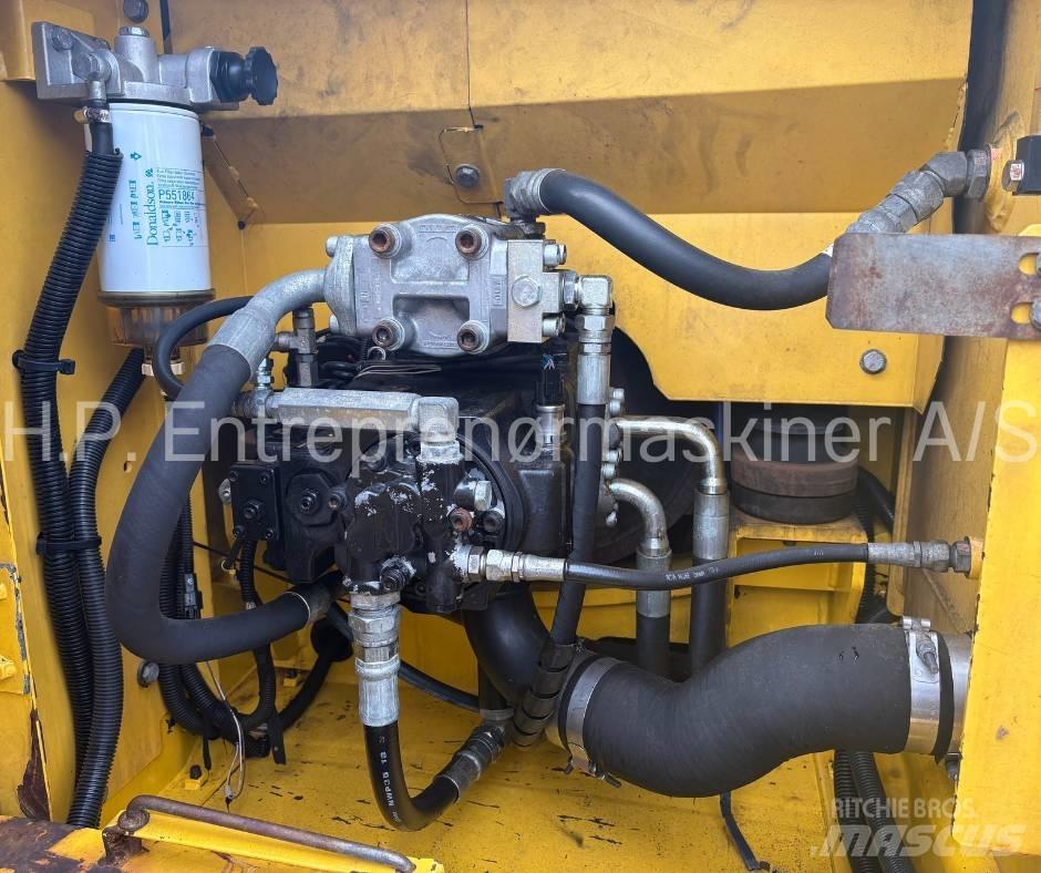 New Holland E 135 B Escavatori cingolati
