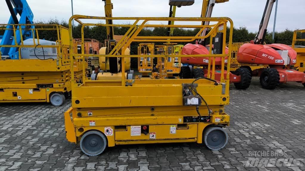 Haulotte Compact 8 Piattaforme a pantografo