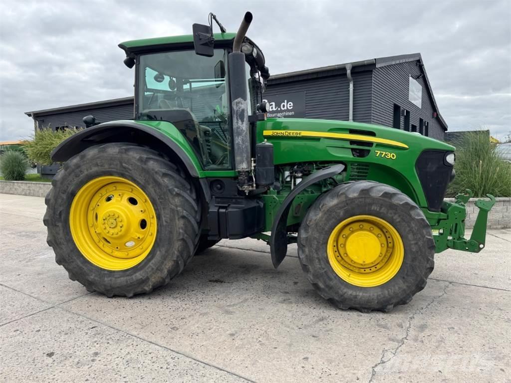 John Deere 7730 Trattori