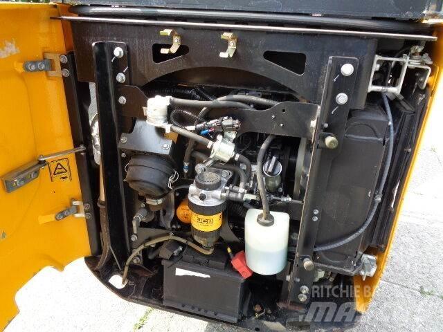 JCB 15C-1 Miniescavatori