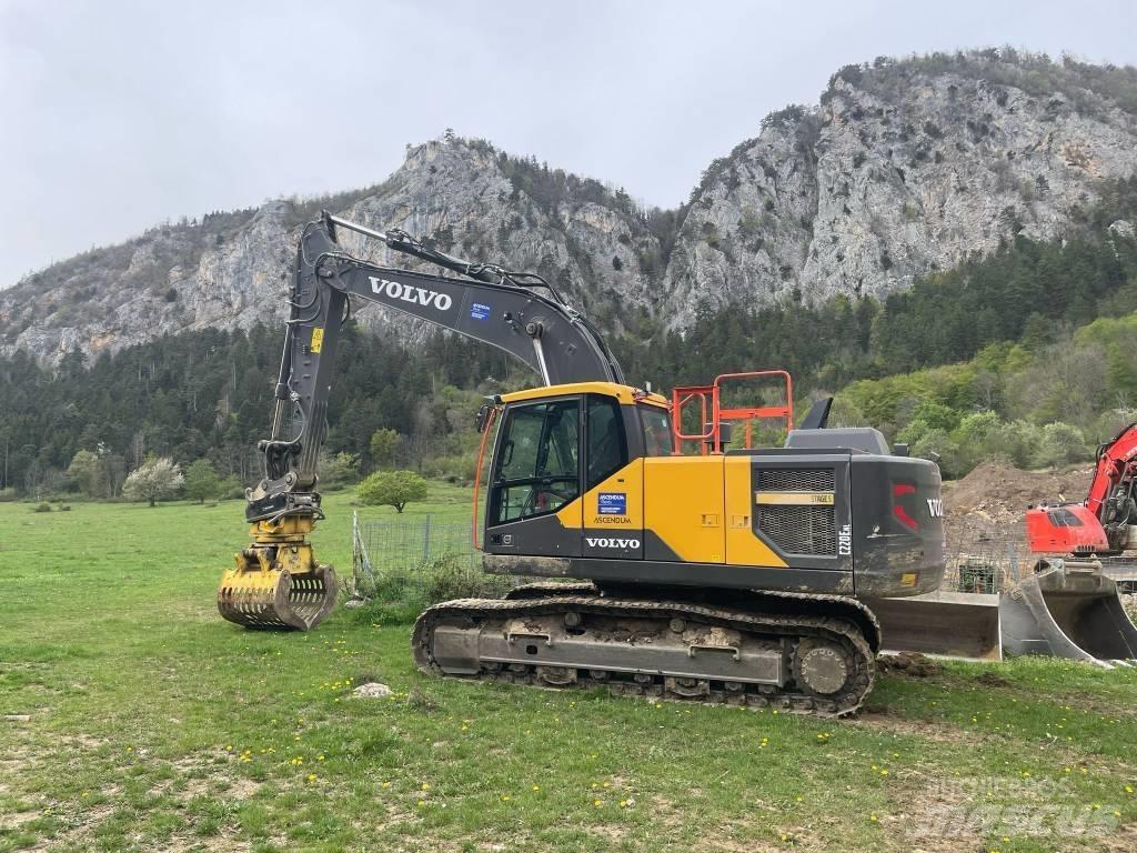 Volvo EC 220 E Escavatori cingolati