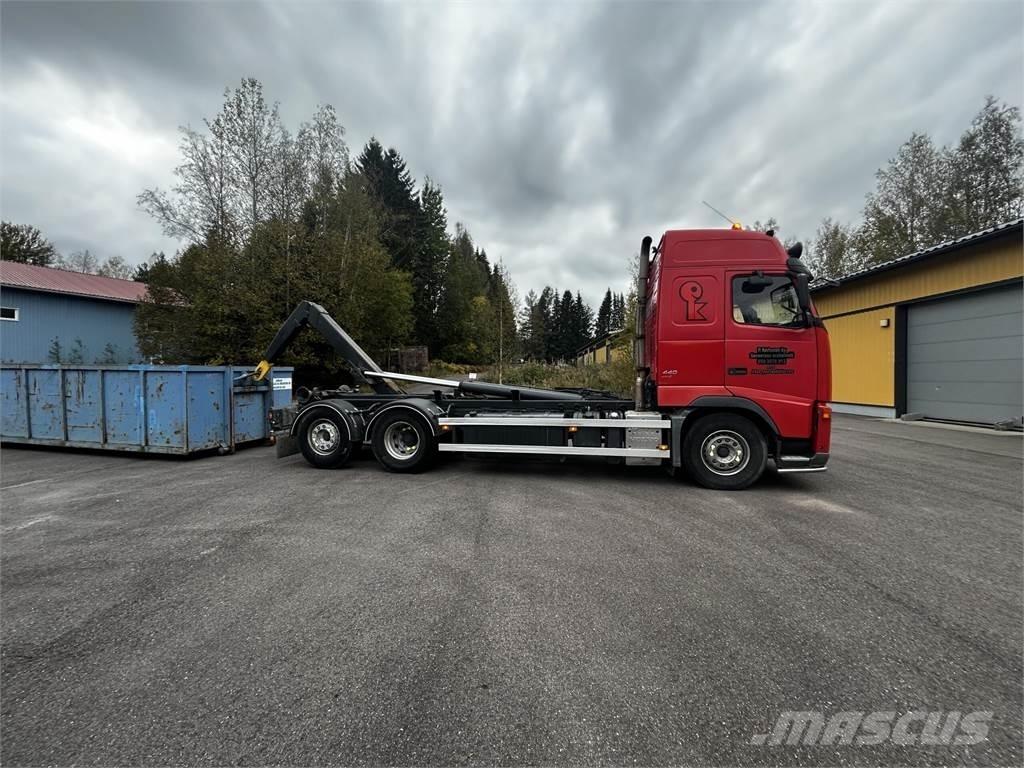 Volvo FH440 Camion con gancio di sollevamento