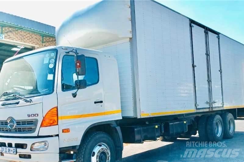 Hino 500 2626 Camion altro