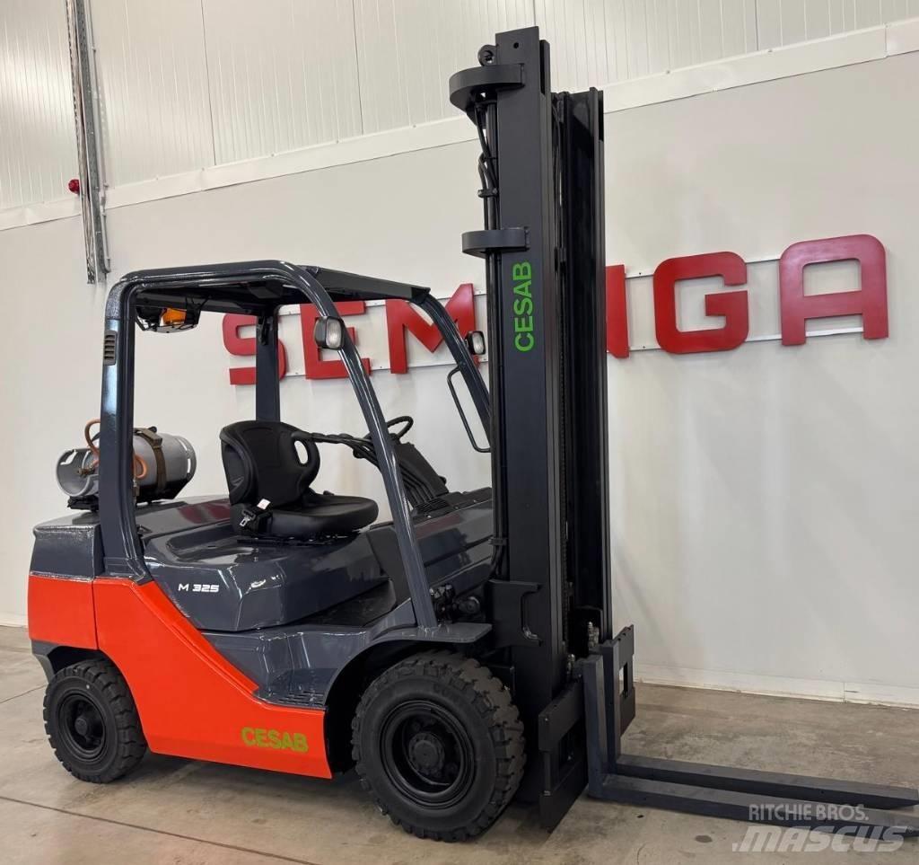 Cesab 10493 M325G Carrelli elevatori GPL