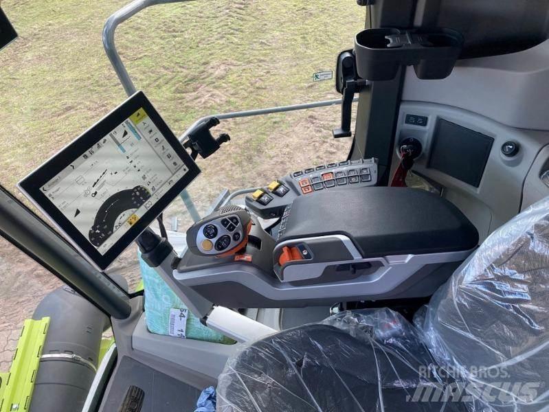 CLAAS TRION 660 Mietitrebbiatrici