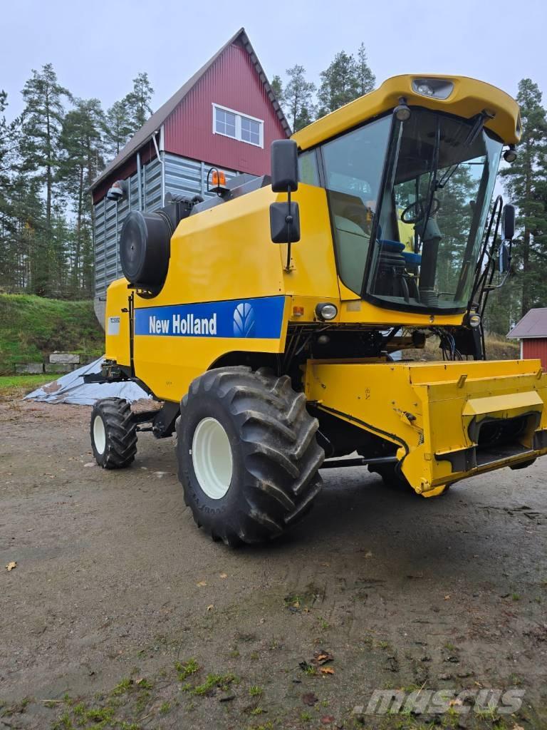 New Holland TC 5050 Mietitrebbiatrici