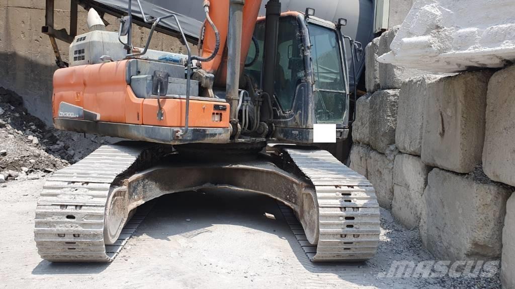 Doosan DX 300 LC-5 Escavatori cingolati