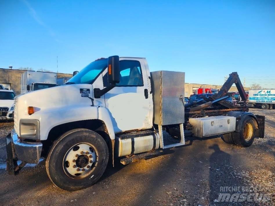 GMC 7500 Camion con gancio di sollevamento
