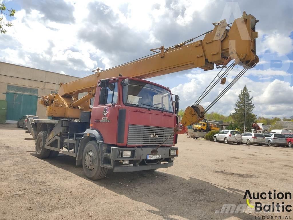MAZ 533731 Autogru