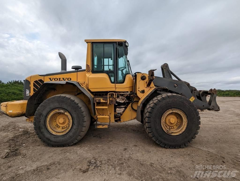 Volvo L 110 F Pale gommate