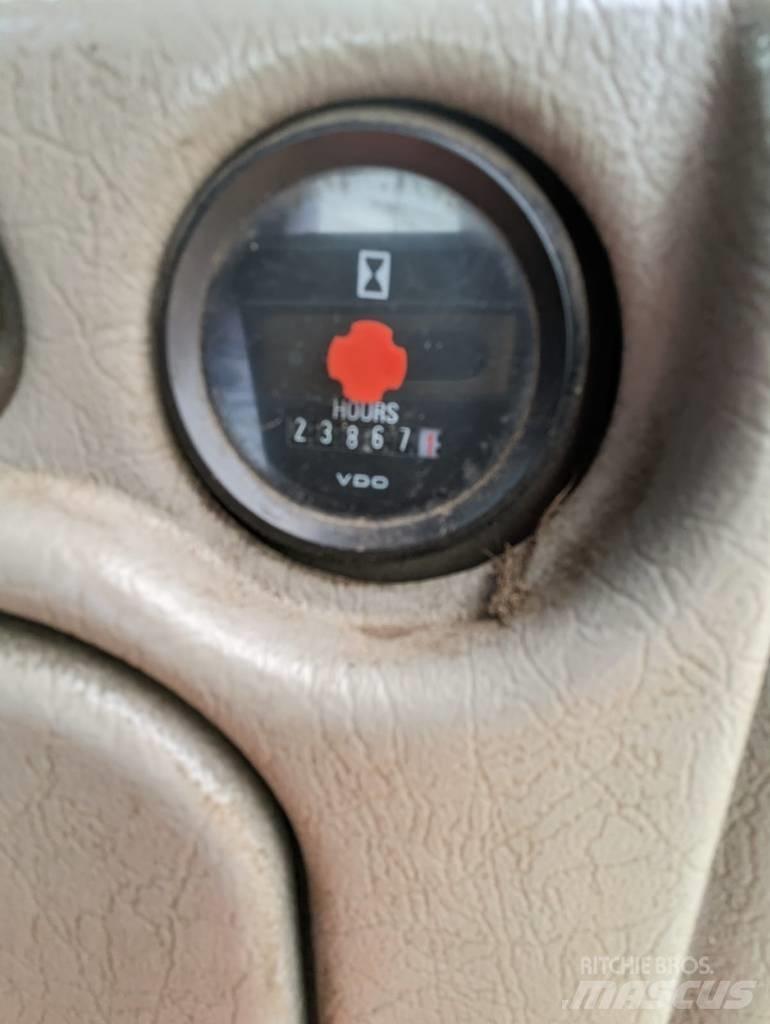 Volvo L 110 F Pale gommate