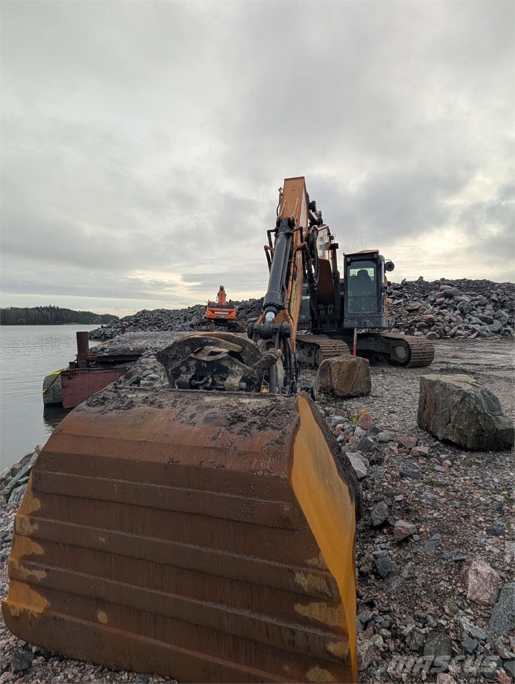 CASE CX 245D SR Escavatori cingolati